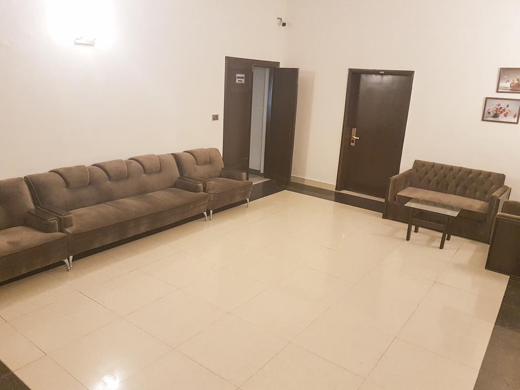 Shelton Accommodator Peshawar Exterior foto